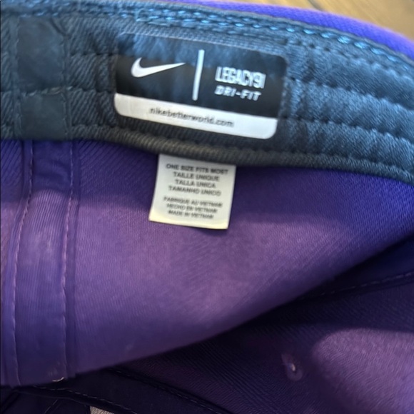 Nike LSU Tiger Purple Hat with Embroidered Tiger Eye - Picture 4 of 5